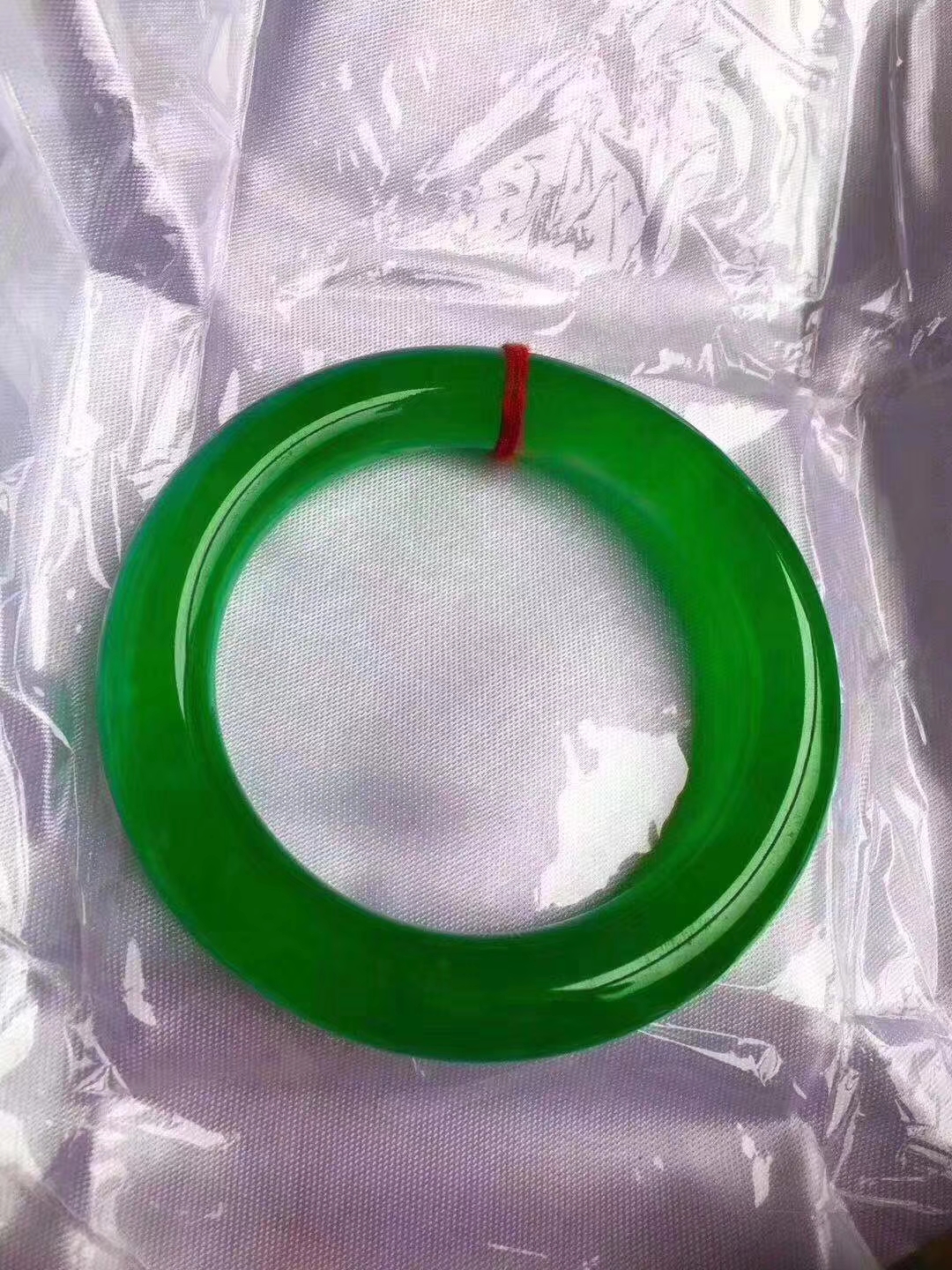 翡翠手鐲，銀手鐲